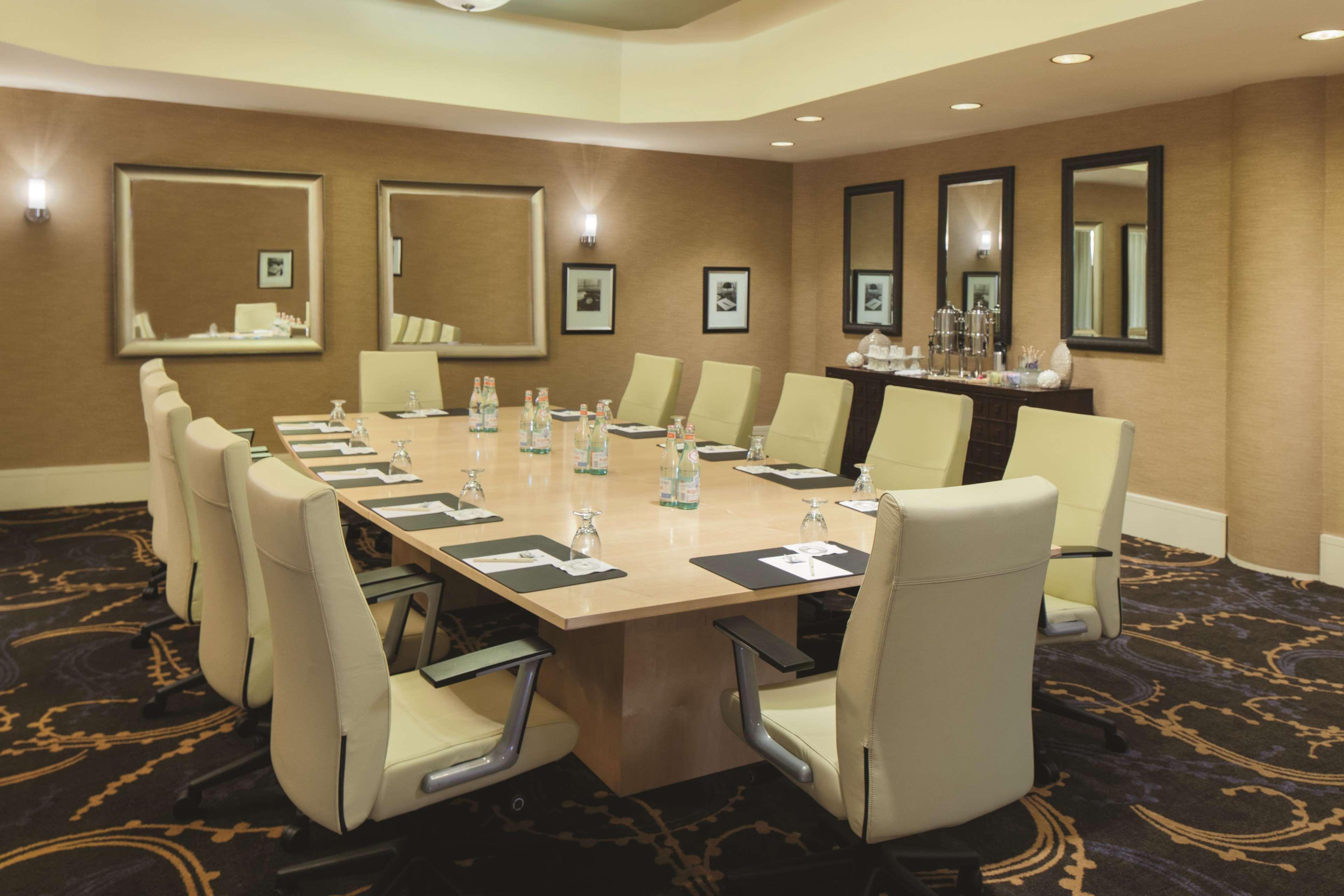 מלון Doubletree By Hilton Orlando Downtown מראה חיצוני תמונה