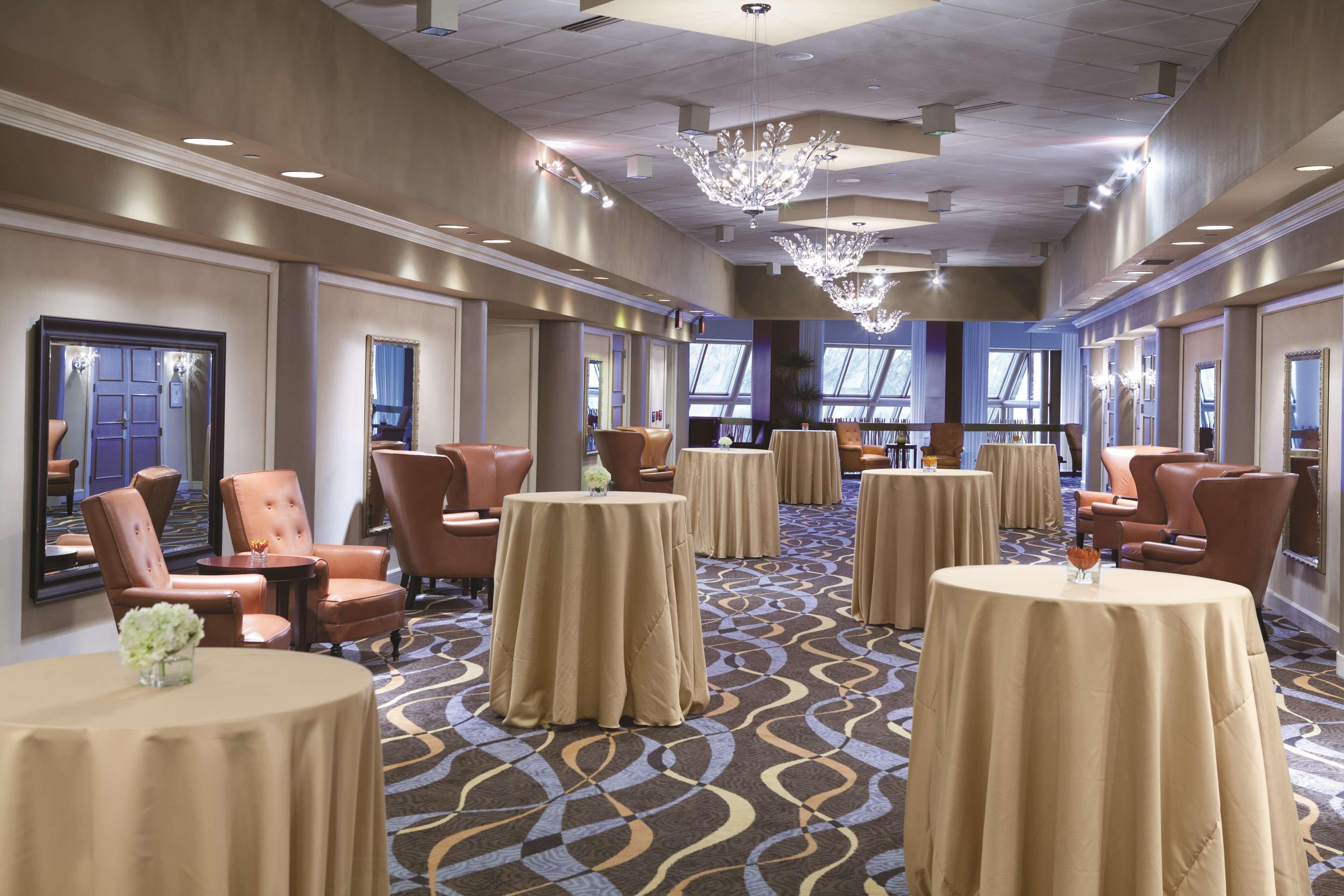 מלון Doubletree By Hilton Orlando Downtown מראה חיצוני תמונה