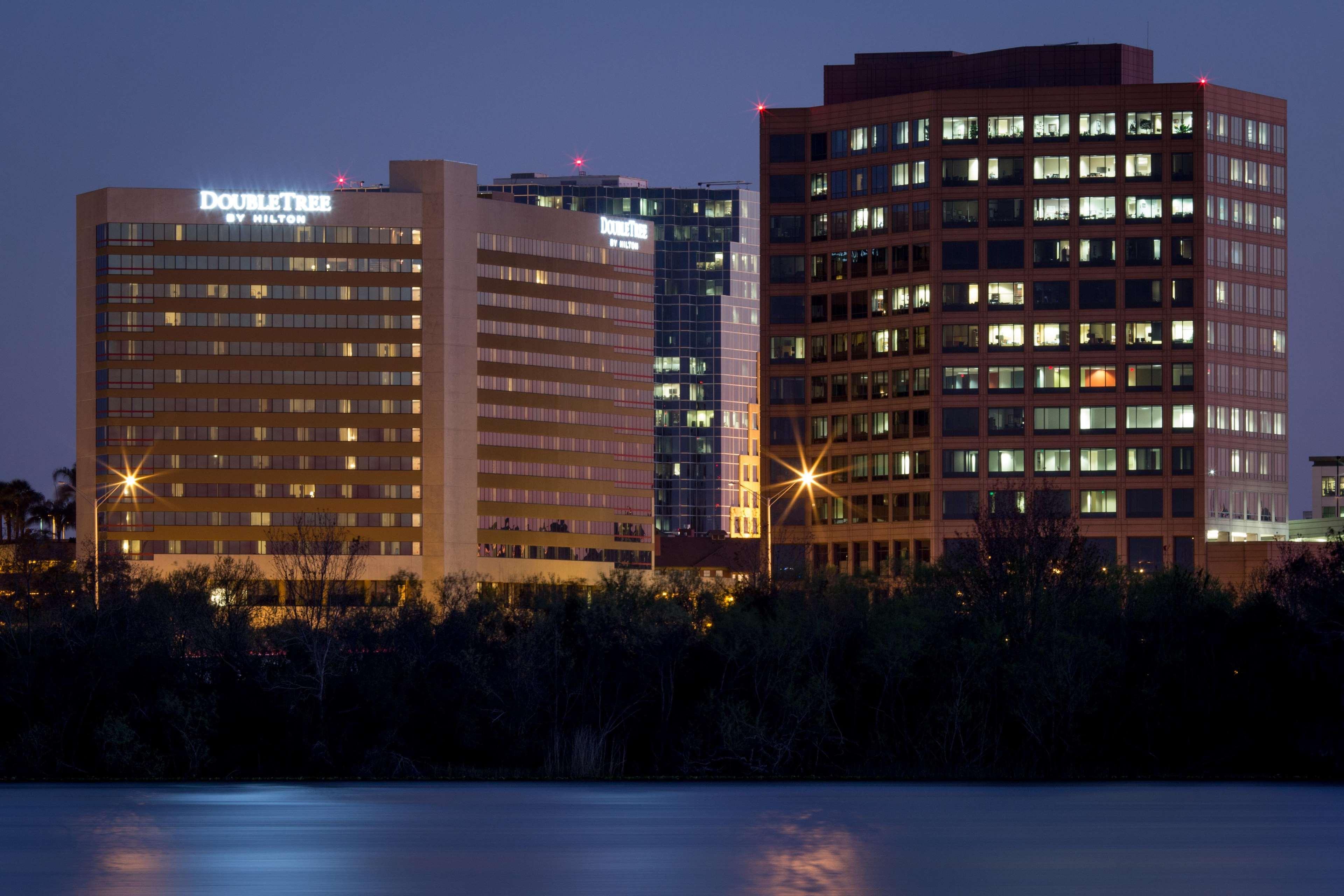מלון Doubletree By Hilton Orlando Downtown מראה חיצוני תמונה